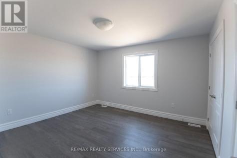 150 Tuscany Trail Chatham-kent ON N7M 0R9