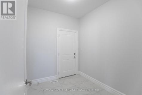 150 Tuscany Trail Chatham-kent ON N7M 0R9