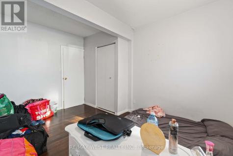 283 Fairway Road North Kitchener ON N2A 2P1