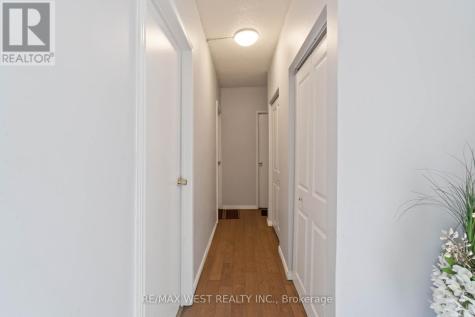 283 Fairway Road North Kitchener ON N2A 2P1