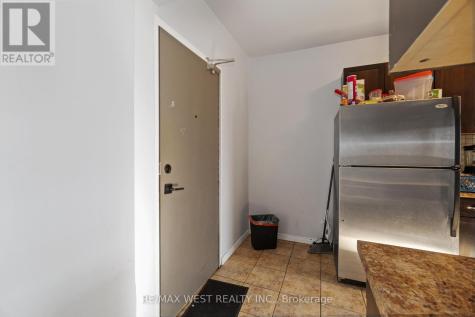 283 Fairway Road North Kitchener ON N2A 2P1