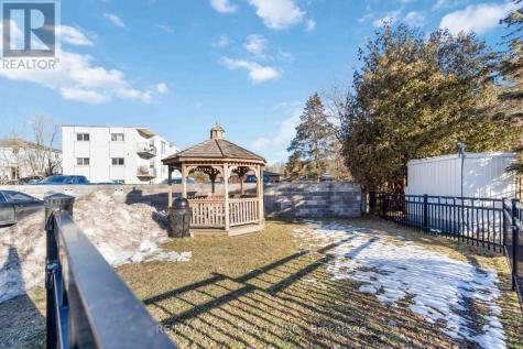 283 Fairway Road North Kitchener ON N2A 2P1