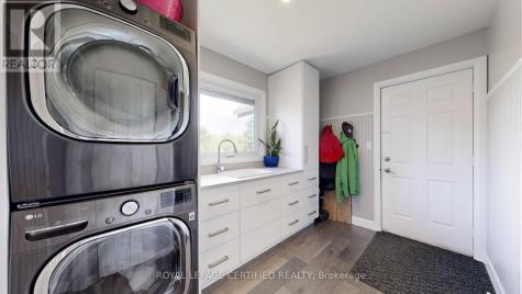 9 Oldfield Court Melancthon ON L9V 3G7