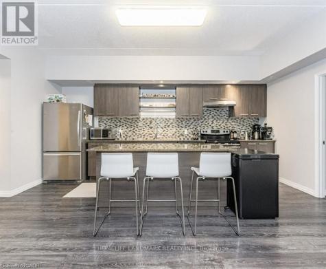 8 Hickory Street Waterloo ON N2L 3H6