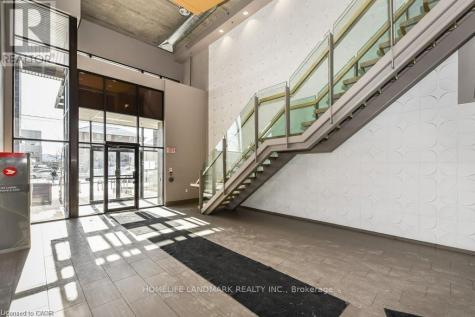 8 Hickory Street Waterloo ON N2L 3H6