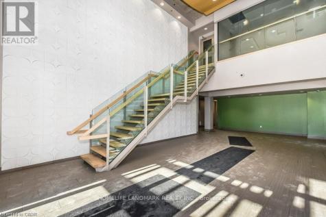 8 Hickory Street Waterloo ON N2L 3H6