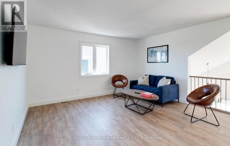 130 Arlberg Crescent Blue Mountains ON L9Y 0N3