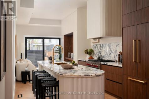 256 Major Street Toronto (university) ON M5S 2L6