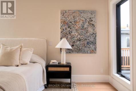 256 Major Street Toronto (university) ON M5S 2L6