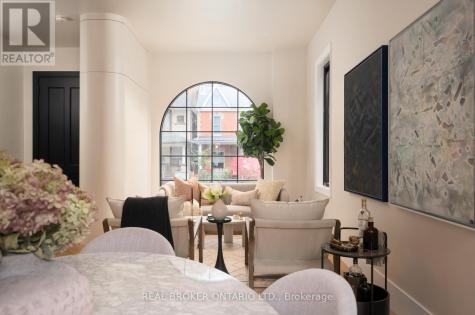 256 Major Street Toronto (university) ON M5S 2L6