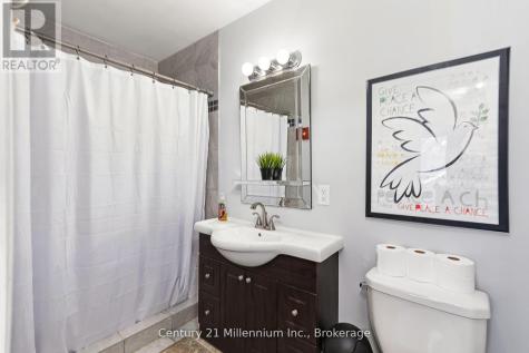 127 Scandia Lane Blue Mountains ON N0H 2E0