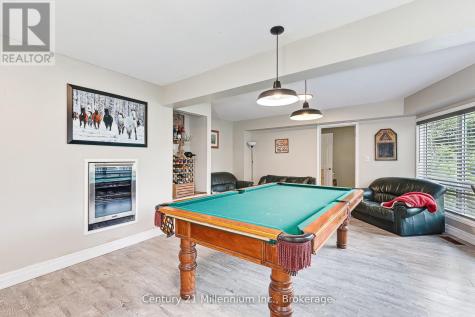 127 Scandia Lane Blue Mountains ON N0H 2E0
