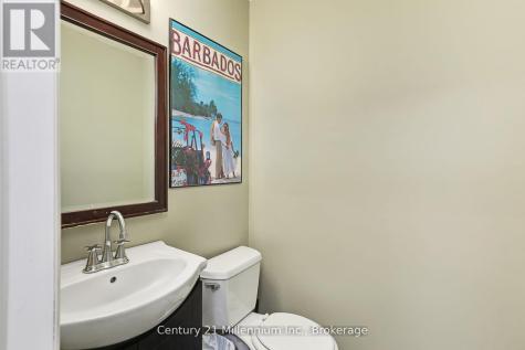 127 Scandia Lane Blue Mountains ON N0H 2E0
