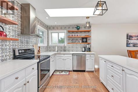 127 Scandia Lane Blue Mountains ON N0H 2E0