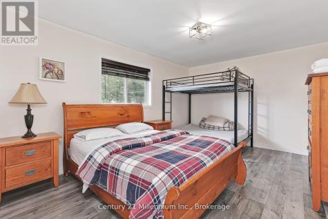 127 Scandia Lane Blue Mountains ON N0H 2E0