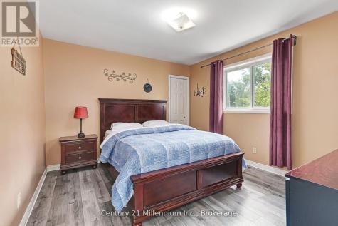 127 Scandia Lane Blue Mountains ON N0H 2E0