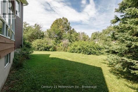 127 Scandia Lane Blue Mountains ON N0H 2E0