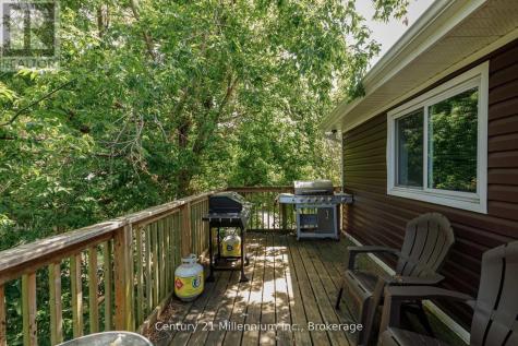 127 Scandia Lane Blue Mountains ON N0H 2E0