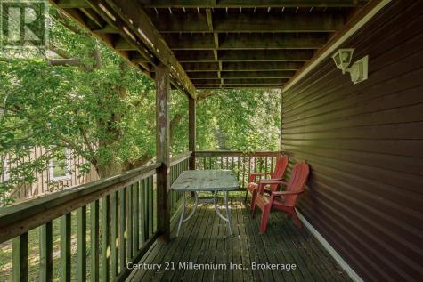 127 Scandia Lane Blue Mountains ON N0H 2E0