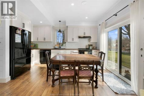 942 Erie Avenue Kingsville ON N9Y 3E2