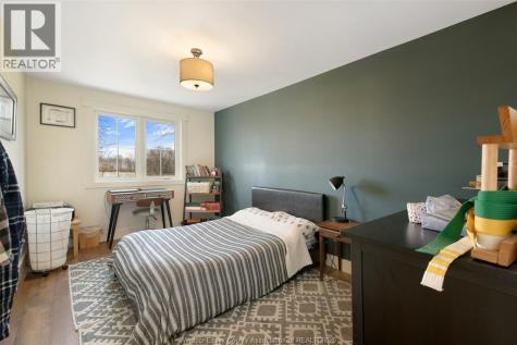 942 Erie Avenue Kingsville ON N9Y 3E2