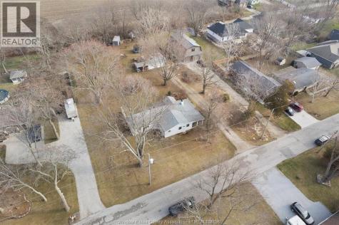 942 Erie Avenue Kingsville ON N9Y 3E2