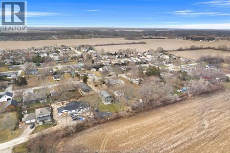 942 Erie Avenue Kingsville ON N9Y 3E2