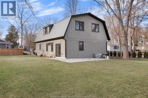 942 Erie Avenue Kingsville ON N9Y 3E2