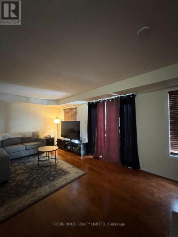 313 Cresthaven Drive Ottawa ON K2G 4R4