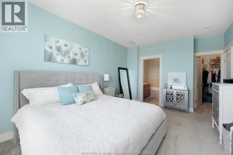 1225 Riverside Windsor ON N9A 0A2