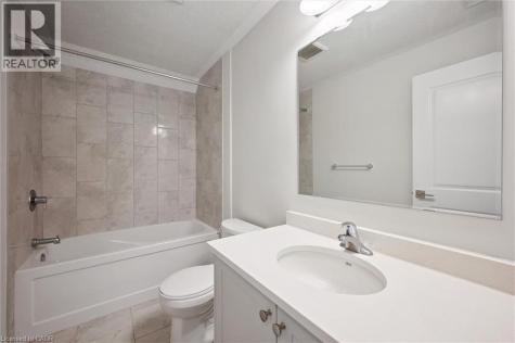 25 Isherwood Avenue Cambridge ON N1R 3H5