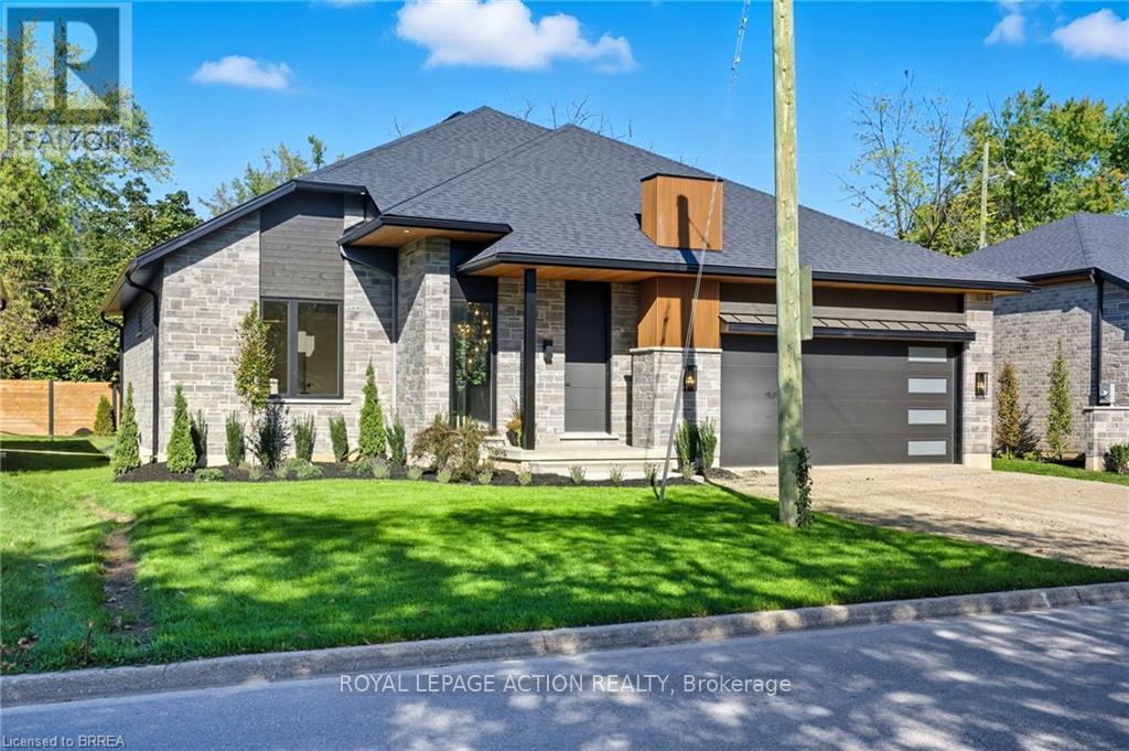 141 Parkside Drive Brantford ON N3T 0S9