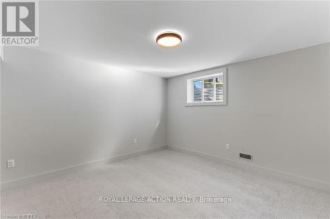 141 Parkside Drive Brantford ON N3T 0S9