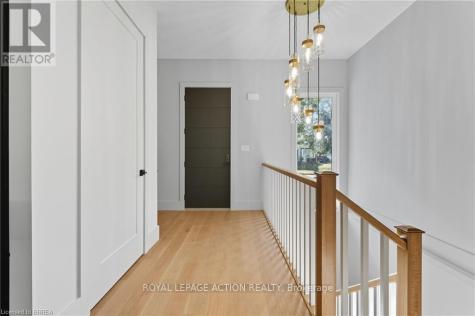 141 Parkside Drive Brantford ON N3T 0S9