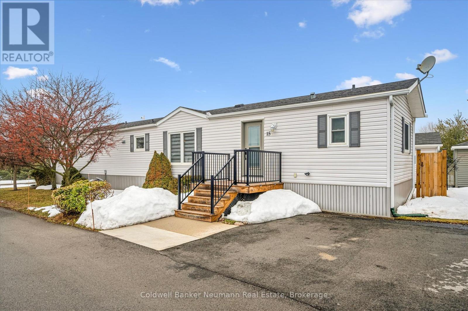 15 Elm Street Puslinch ON N0B 2J0