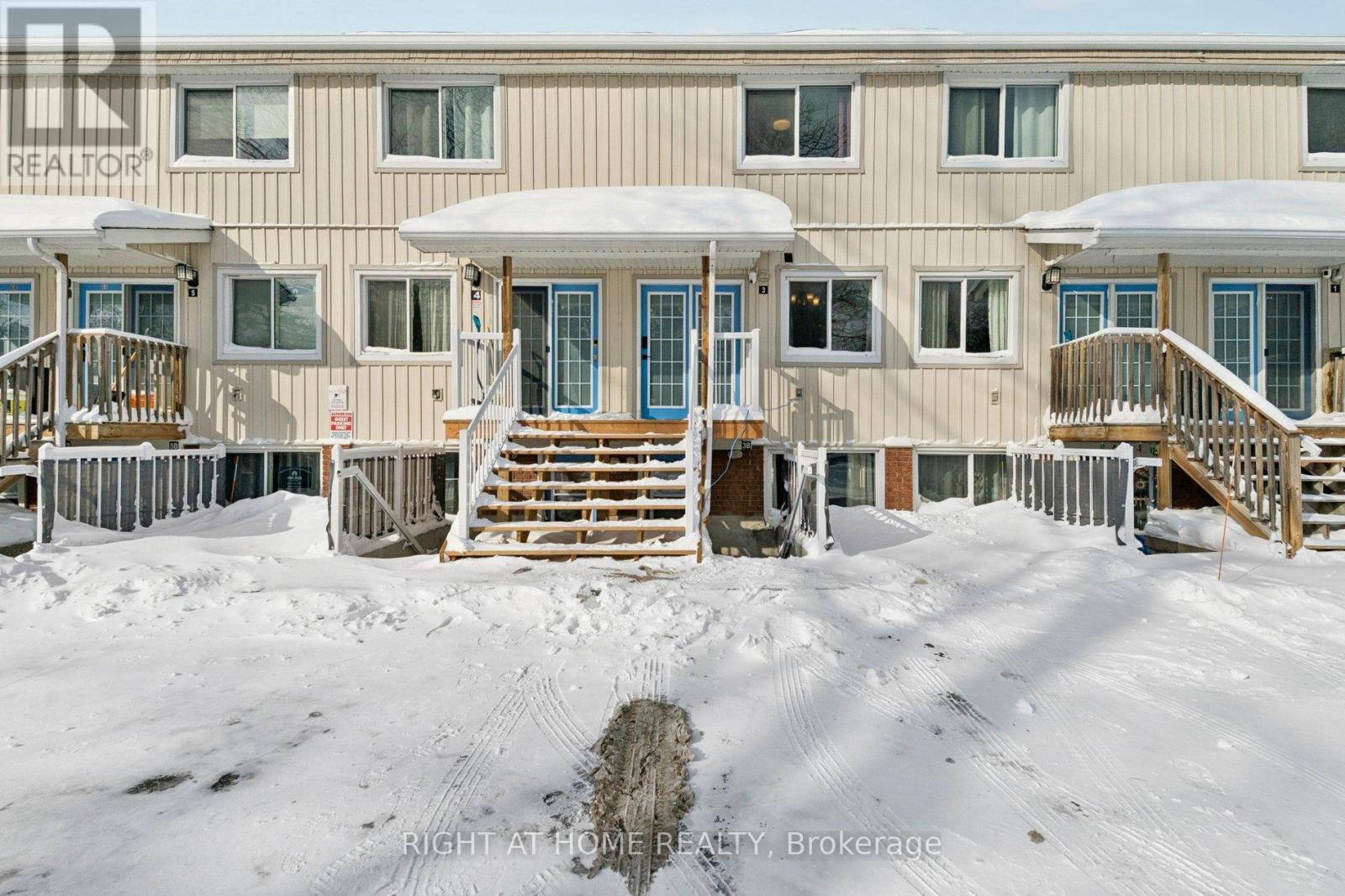734 Shore Lane Wasaga Beach ON L9Z 2C7