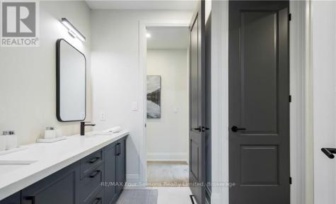 132 Dorothy Drive Blue Mountains ON N0H 2P0