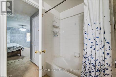 120 Dudhope Avenue Cambridge ON N1R 4T7