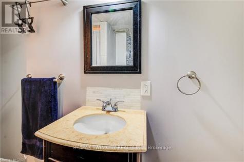 120 Dudhope Avenue Cambridge ON N1R 4T7