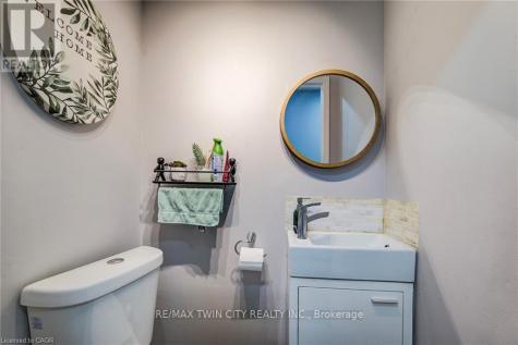 120 Dudhope Avenue Cambridge ON N1R 4T7