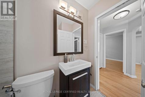 2504 Askin Avenue Windsor ON N9E 3H7