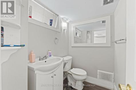 2504 Askin Avenue Windsor ON N9E 3H7