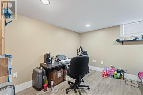 2504 Askin Avenue Windsor ON N9E 3H7