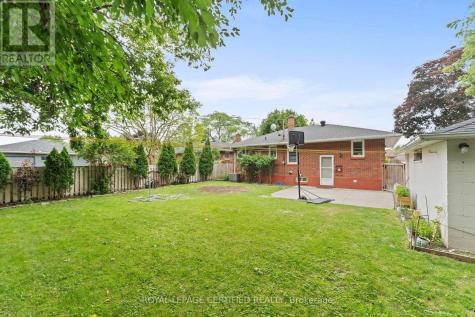 2504 Askin Avenue Windsor ON N9E 3H7