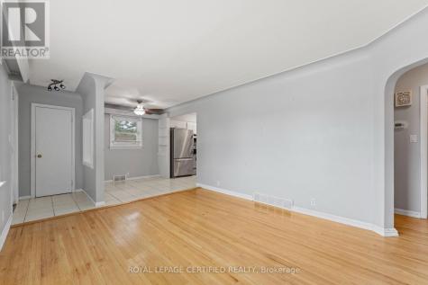 2504 Askin Avenue Windsor ON N9E 3H7