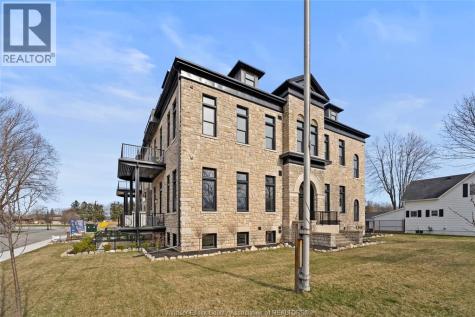 247 Brock Street Amherstburg ON N9V 2H4