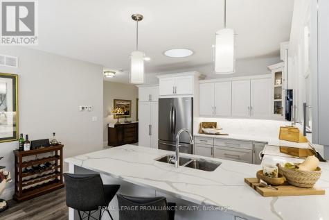 23 Cove Crescent Brighton ON K0K 1K0