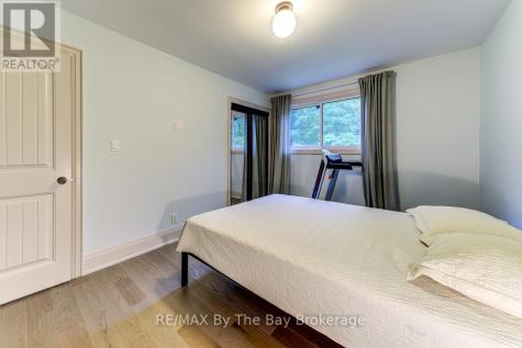 63 Rodrium Road Wasaga Beach ON L9Z 1R5