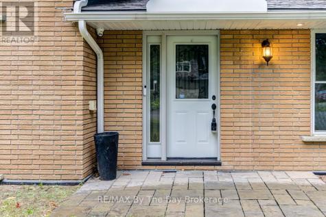 63 Rodrium Road Wasaga Beach ON L9Z 1R5
