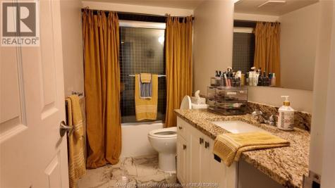1323 Langlois Avenue Windsor ON N8X 4L8